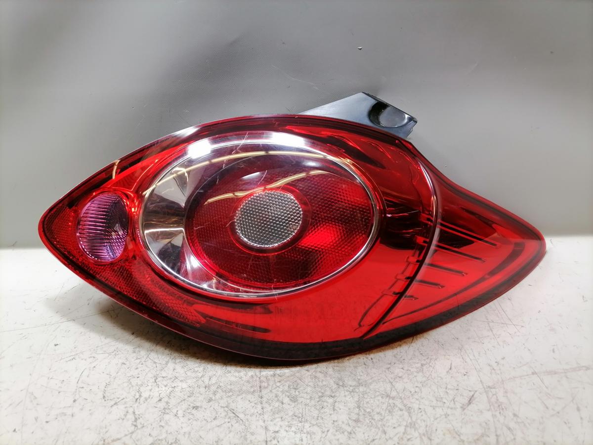 Ford Ka 2 RU8 original R&uuml;cklicht R&uuml;ckleuchte Schlussleuchte rechts Bj.2012